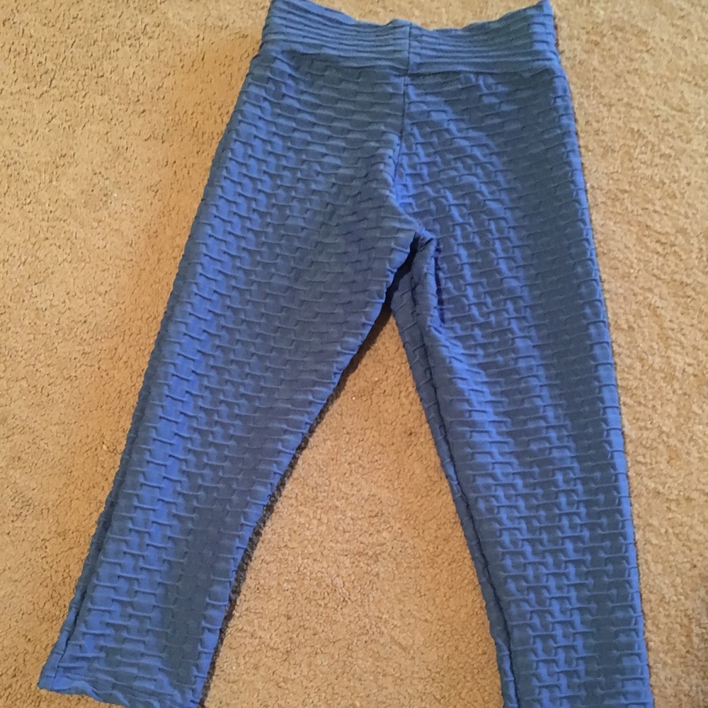 Workout capris